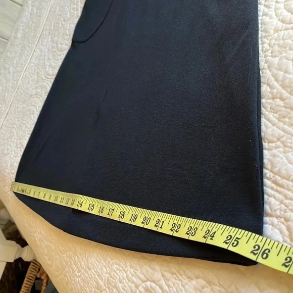 Talbots Stretchy Knit Dress Women’s Size 8 Solid Black Pockets Fit and Flare - Picture 10 of 17